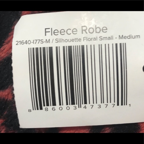 New rare Vera Bradley hooded plush fleece robe, Silhouette Floral red and black - Picture 5 of 15